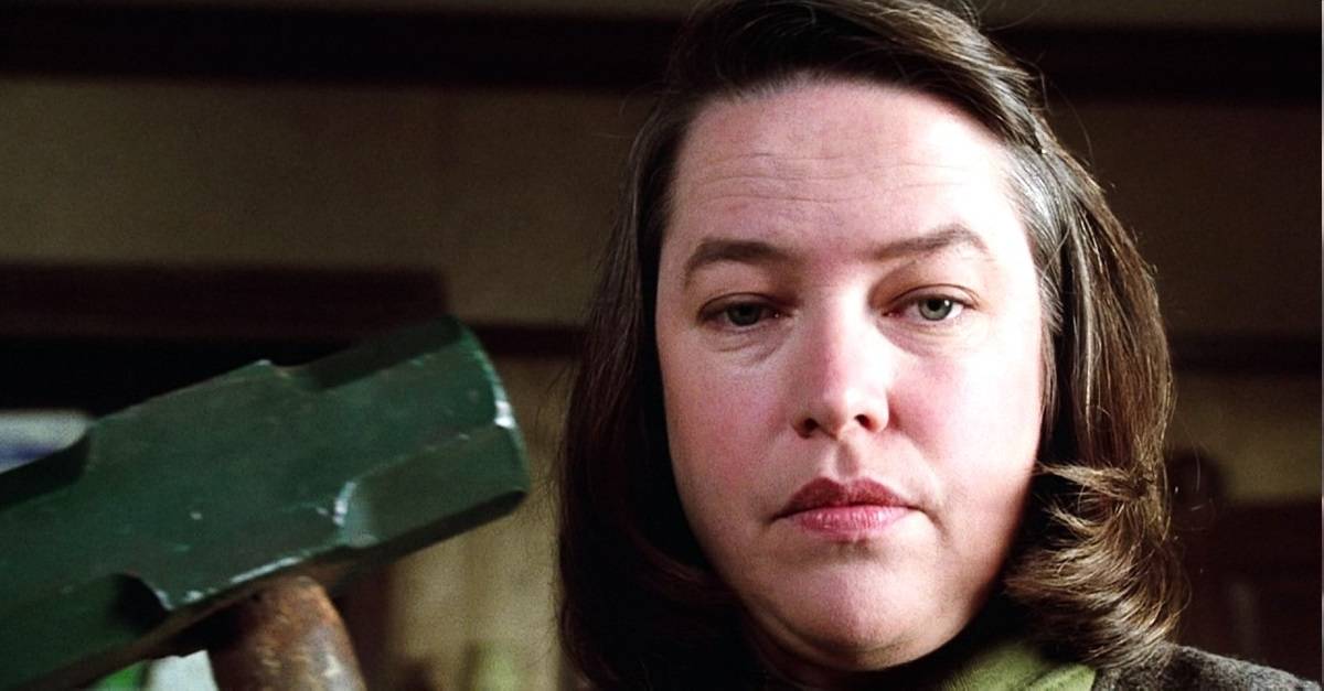 Kathy Bates in 'Misery' | How to Use Lenses in Film